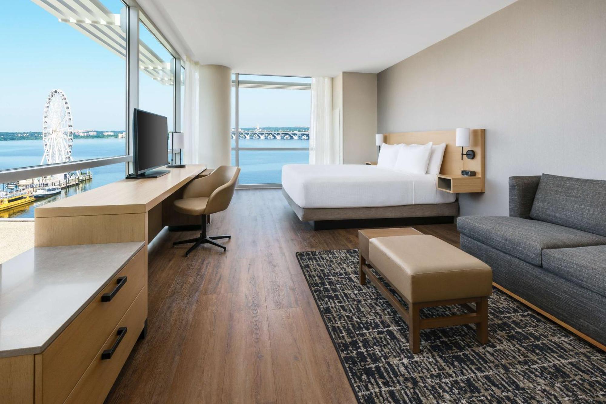 Hyatt Place National Harbor Exterior photo