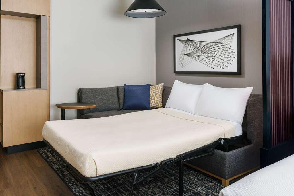 Hyatt Place National Harbor Room photo
