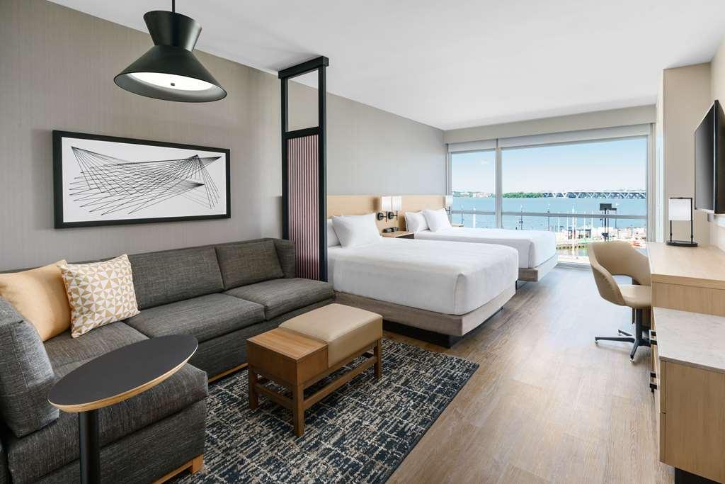 Hyatt Place National Harbor Room photo