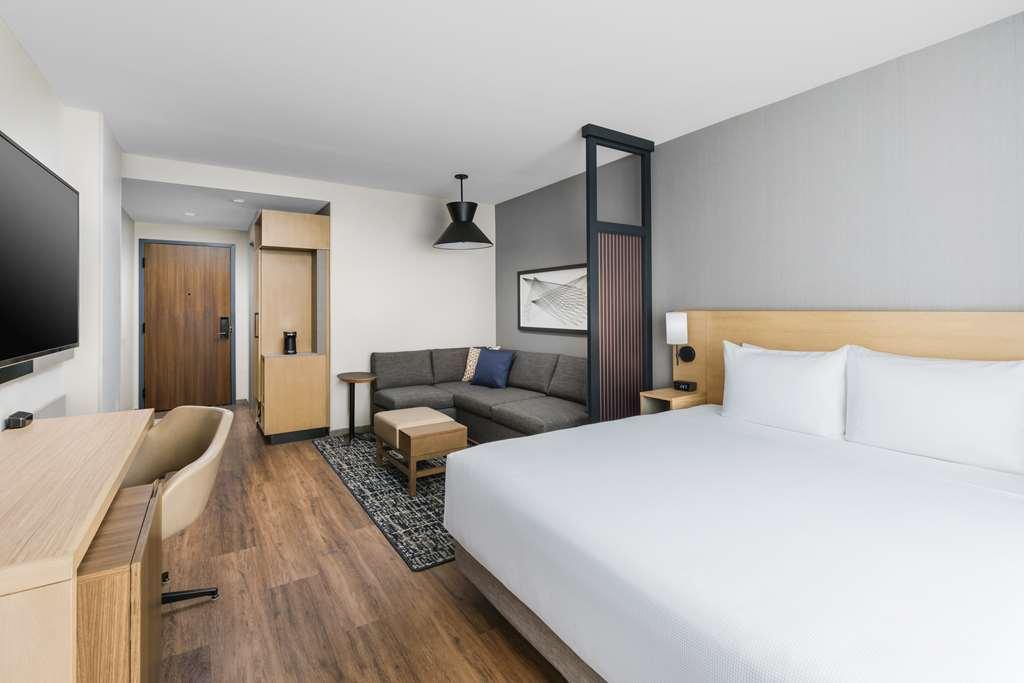 Hyatt Place National Harbor Room photo
